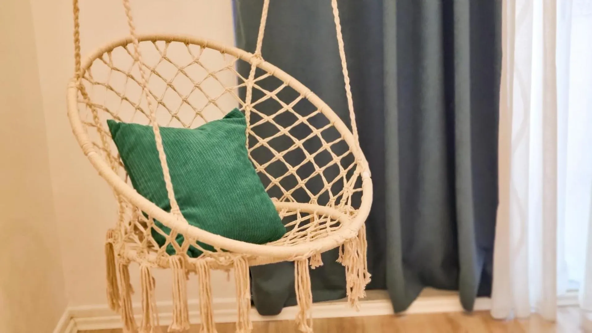 Comfy & Cute Space In City Center Tirana Apartment